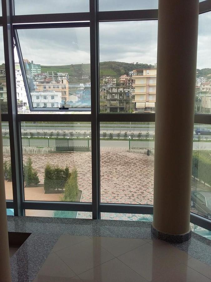 Blue Sky Hotel Golem Kültér fotó
